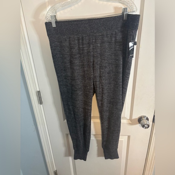 Torrid Charcoal Gray joggers super soft size 1X NWT - Picture 1 of 3